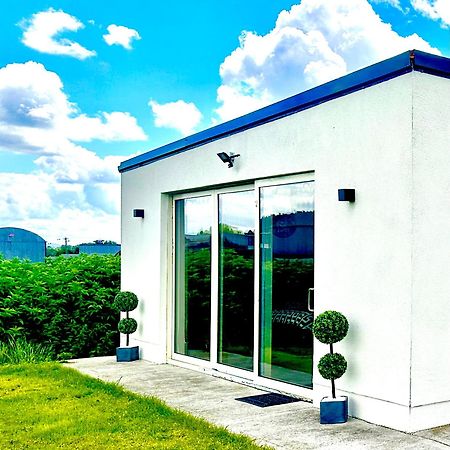 Kildare Luxury Suites エクステリア 写真