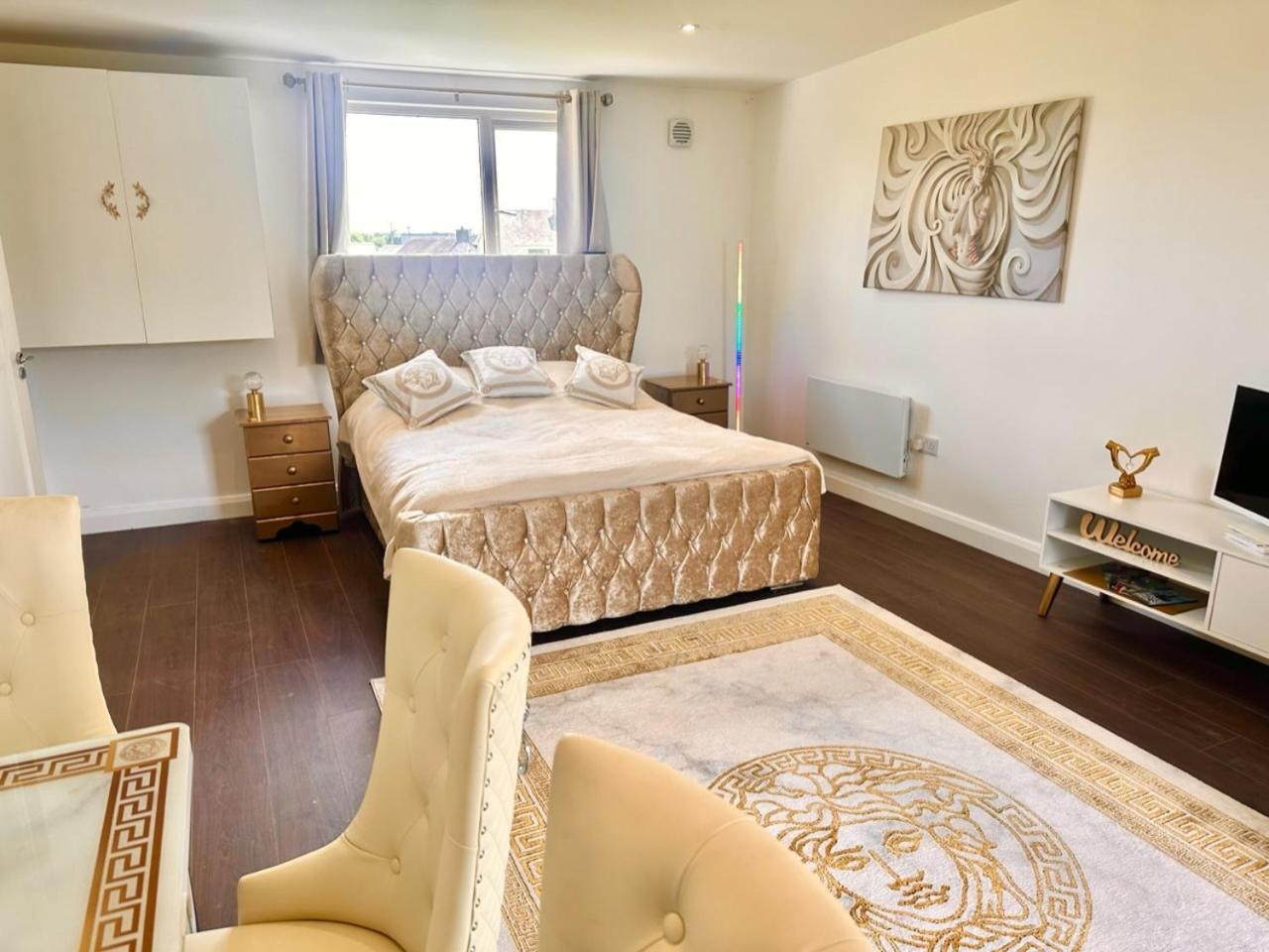Kildare Luxury Suites エクステリア 写真
