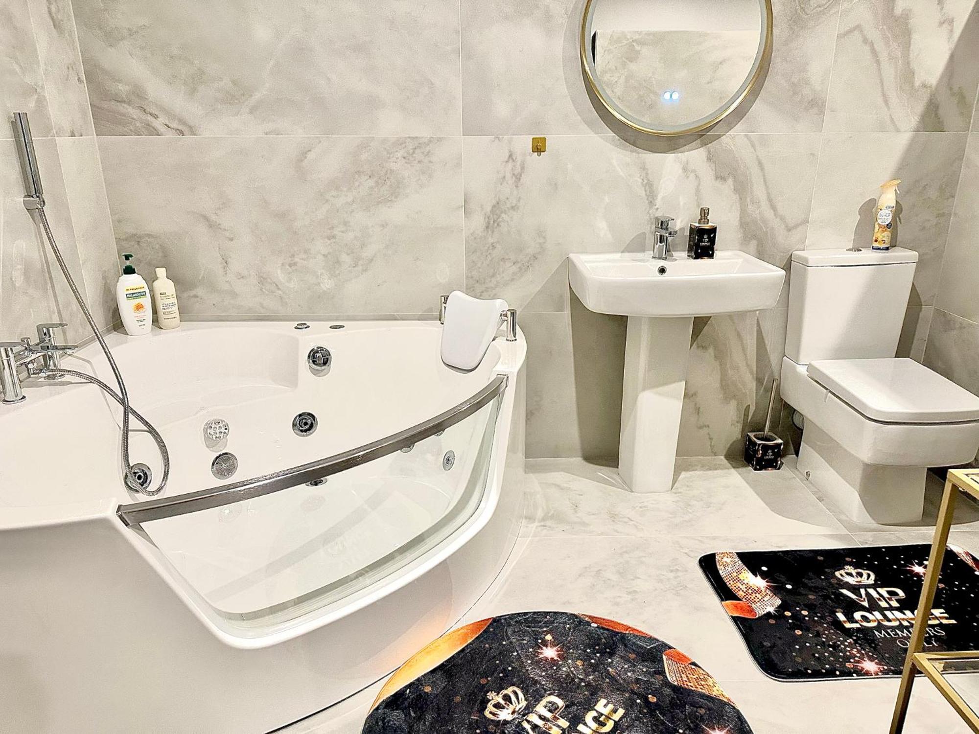 Kildare Luxury Suites エクステリア 写真