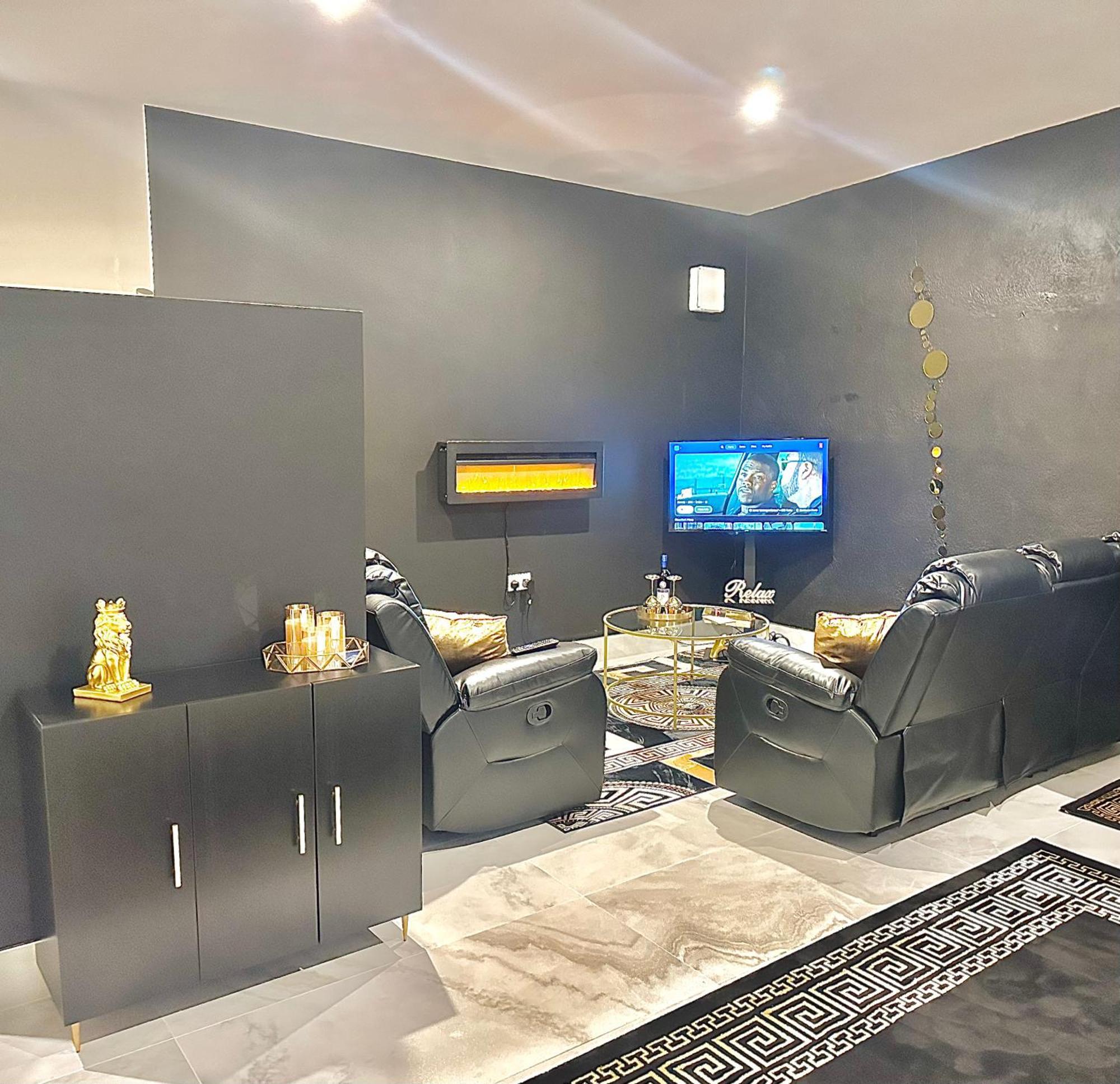 Kildare Luxury Suites エクステリア 写真
