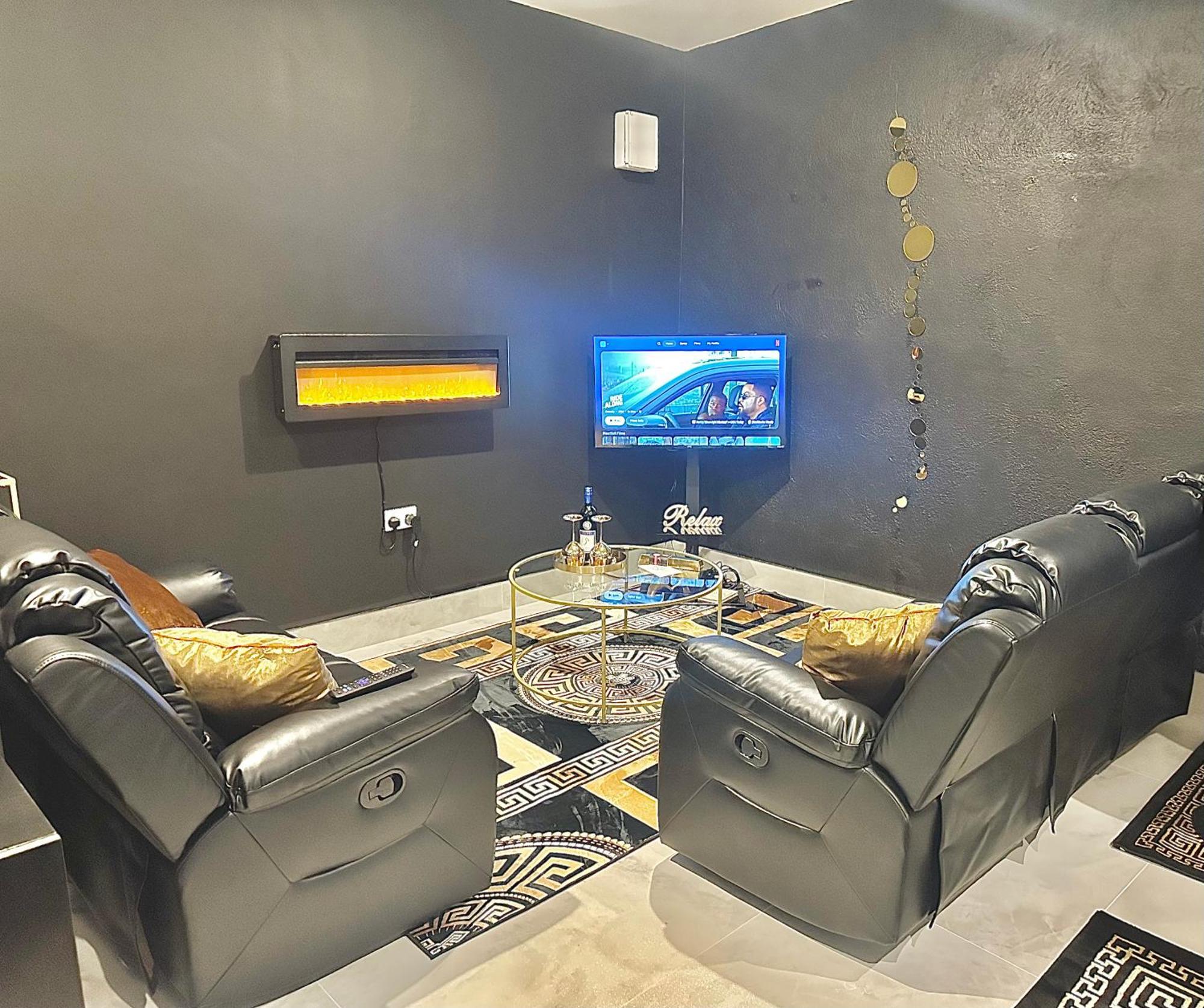 Kildare Luxury Suites エクステリア 写真
